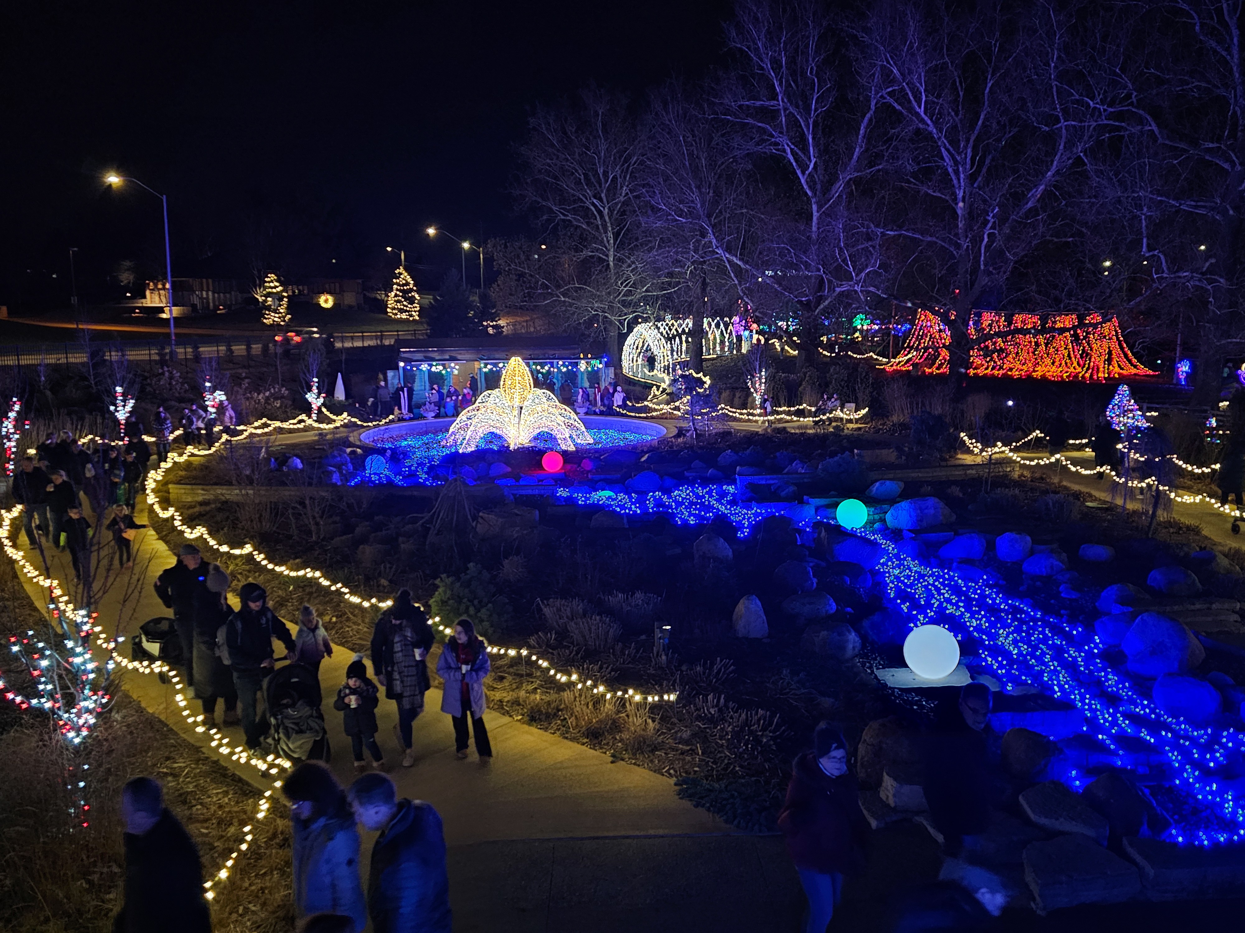Sycamore Falls Winter Wonderscape