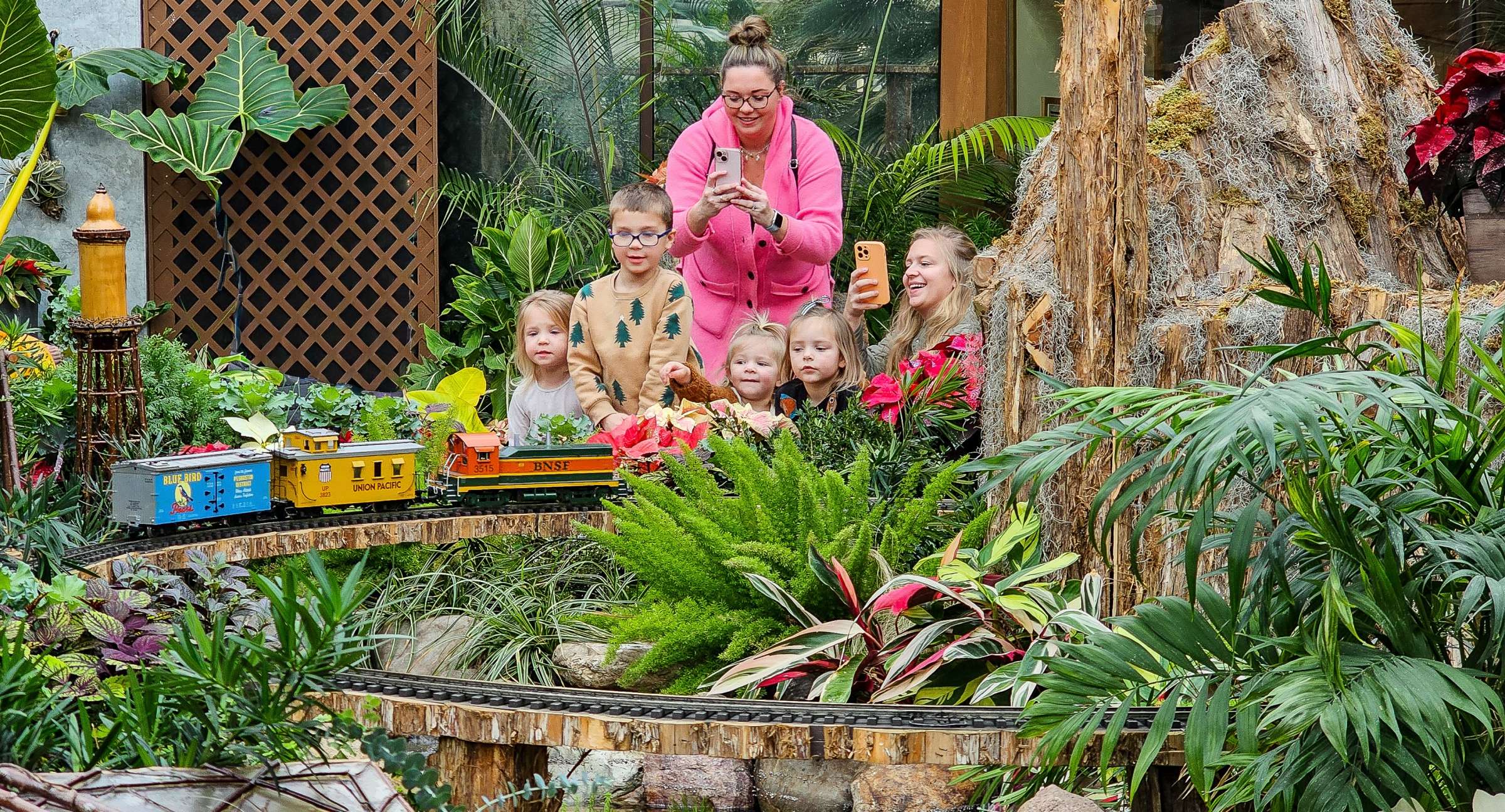 RG Express at Reiman Gardens