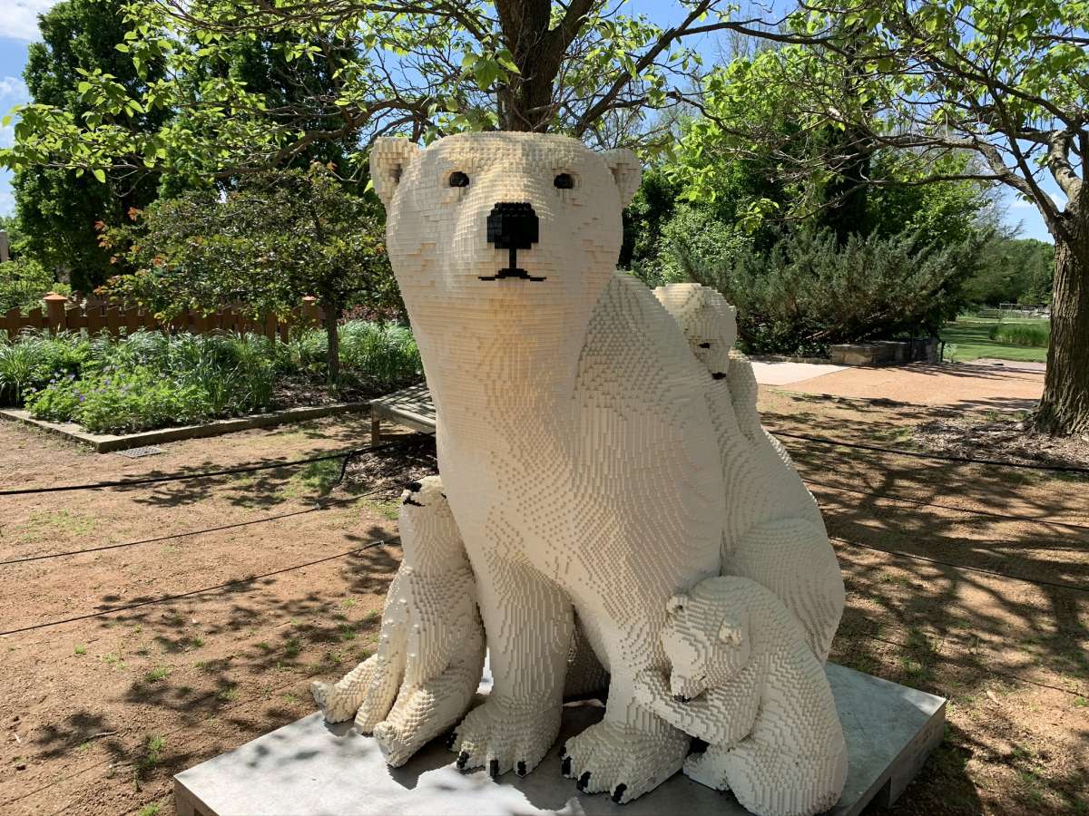 adult and cub polar bears made out of LEGO bricks at Reiman Gardens