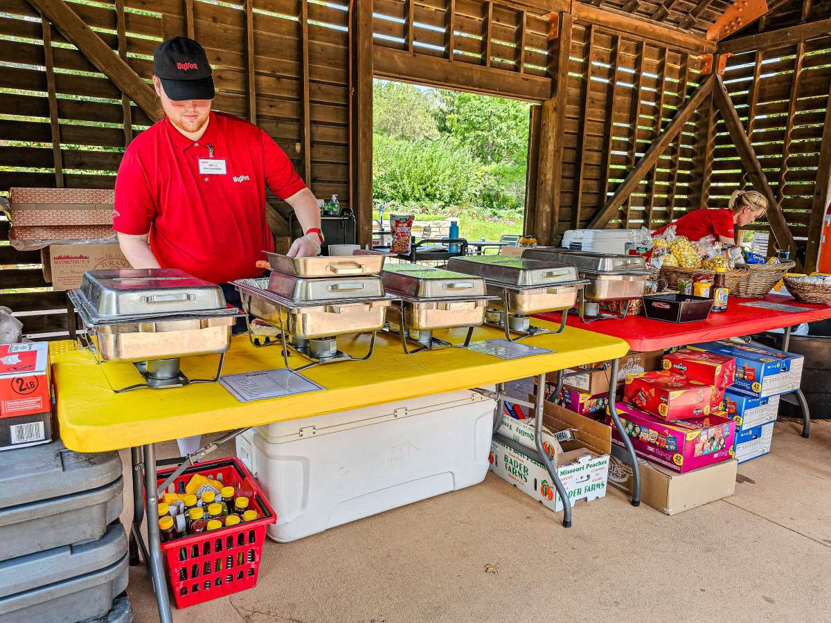 HyVee at Garden Art Fair