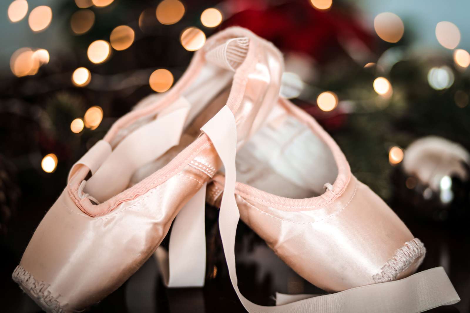 ballet pointe shoes